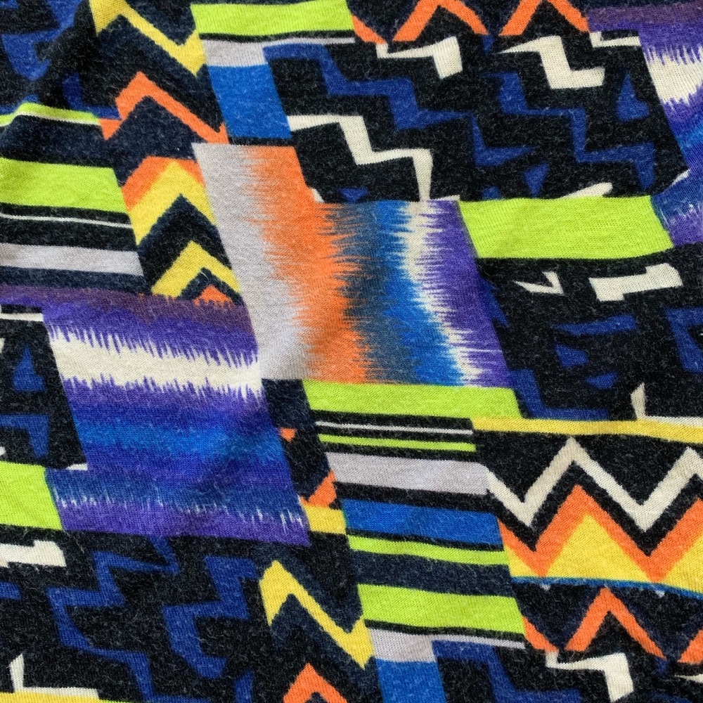 🌹 FOREVER 21 (M) Ethic Print High&Low Top - Picture 5 of 6